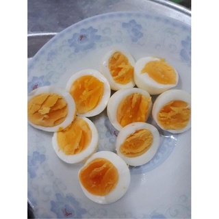 Trứng gà ri