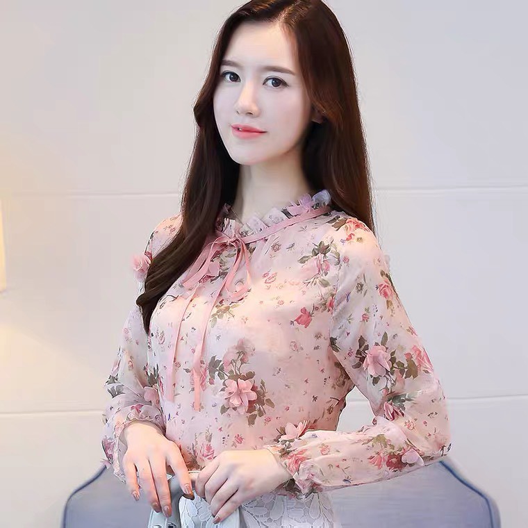 Áo voan hoa nổi cổ nơ tay bo