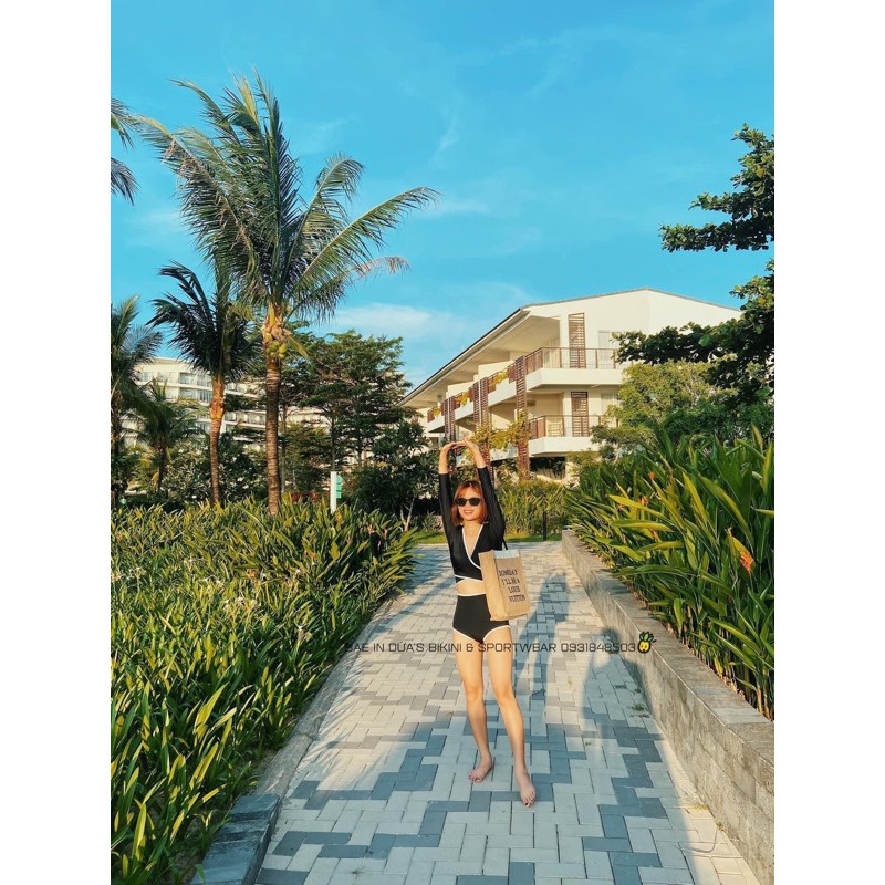 Bikini tay dài viền trắng ( có feedback khách) | BigBuy360 - bigbuy360.vn