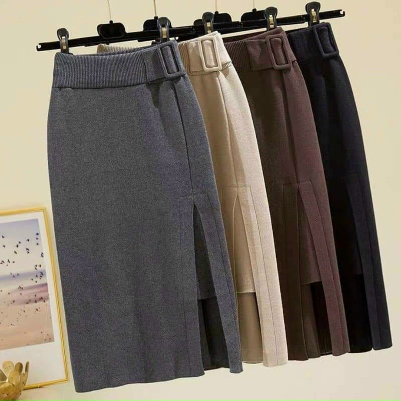 Chân váy len xẻ đùi