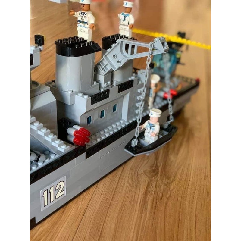 Bộ Xếp Hình Tàu Chiến Qman 112 Gần 1000 Chi Tiết