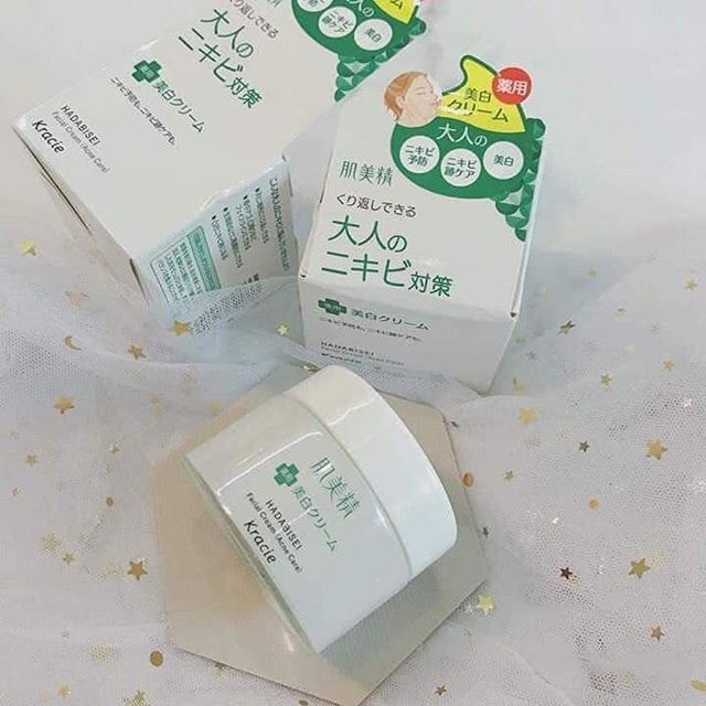 Kem ngăn ngừa mụn trắng da Kracie Hadabisei 50g Nhật Bản