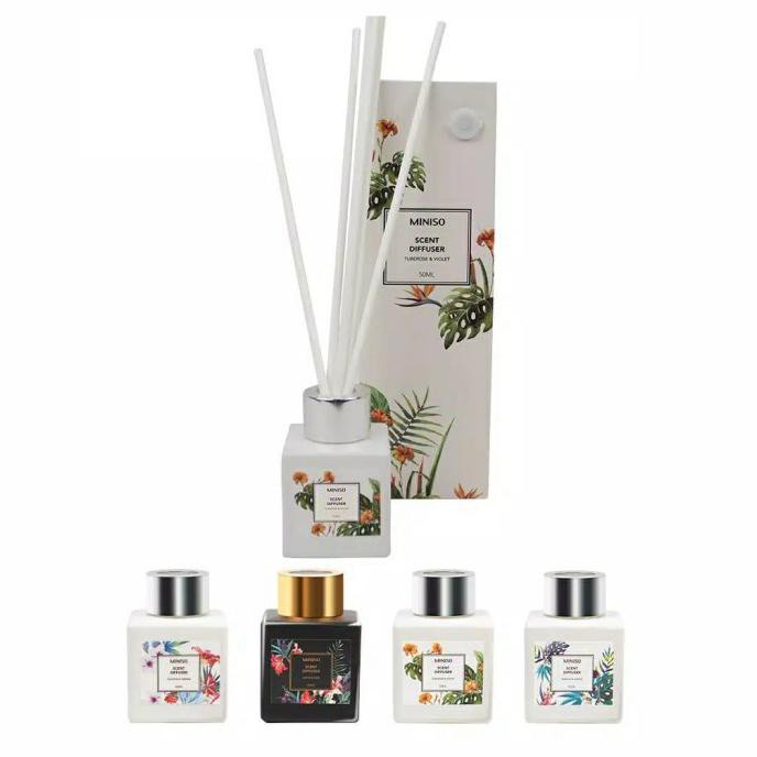 Máy Khuếch Tán Tinh Dầu Hình Quả Táo 50ml