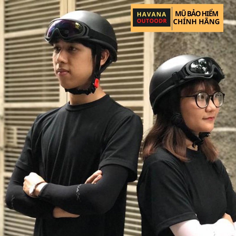 Mũ Bảo Hiểm Nửa Đầu 1/2 Đen Trơn Kèm Kính UV và Lưỡi Trai Havana Store - Nhựa ABS Độ Bền Cao Bảo Hành 12 Tháng