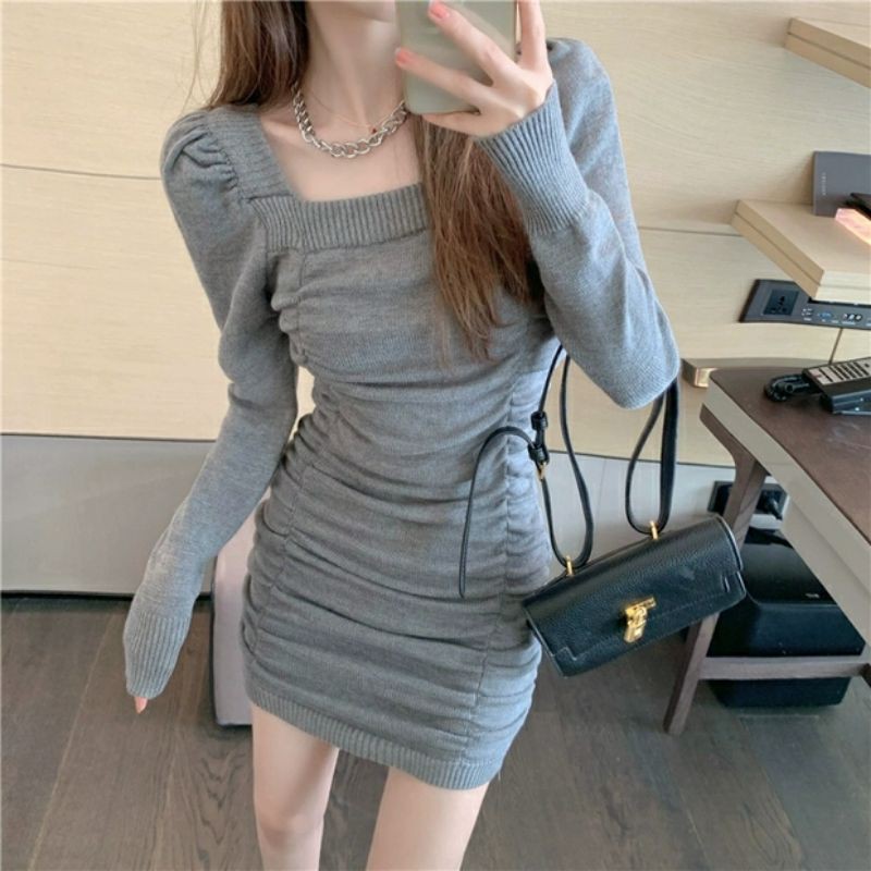 đầm ôm body cực đẹp cổ vuông vừa kín đáo vừa sexy