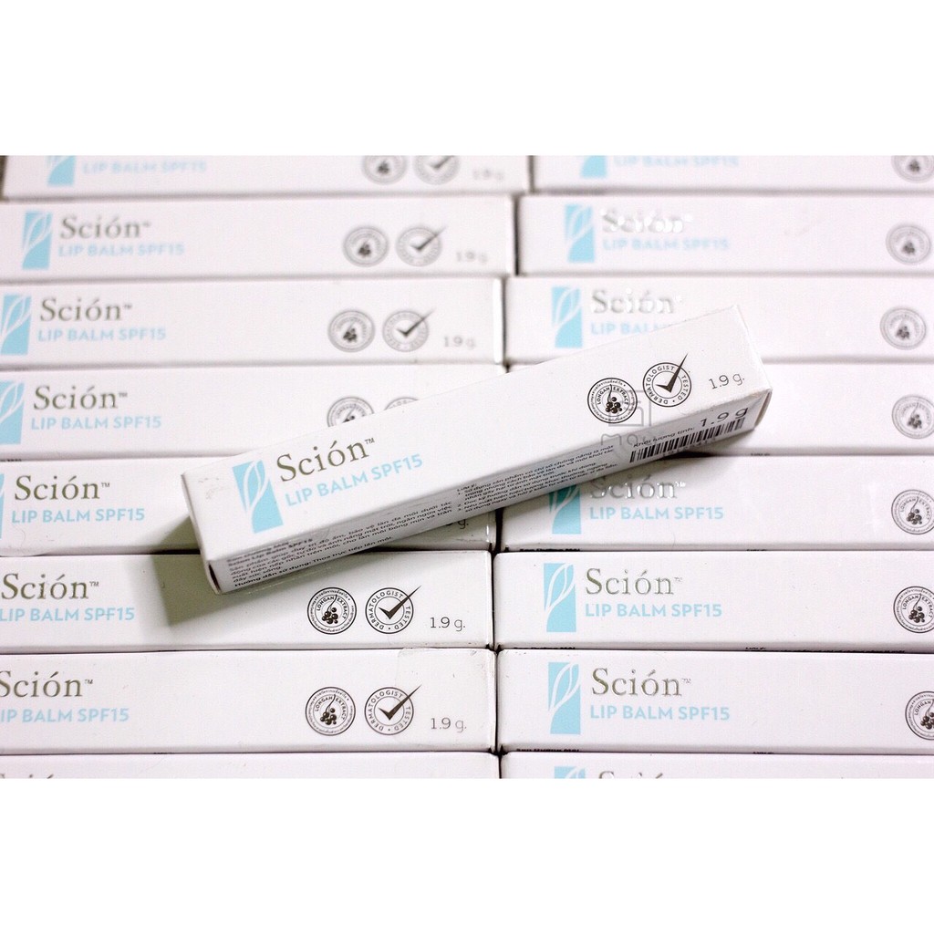 Son môi lippam dưỡng môi không màu