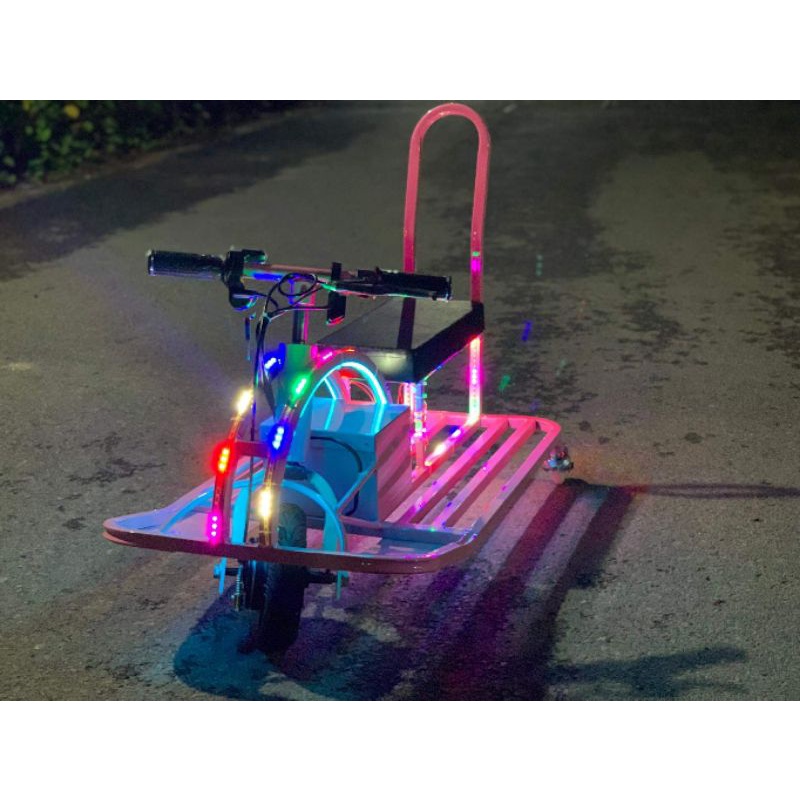 Xe Drift 360° . Xe đồ chơi trẻ em