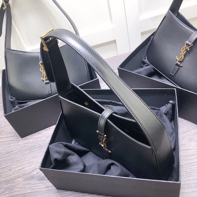 Túi kẹp nách rose blackpink