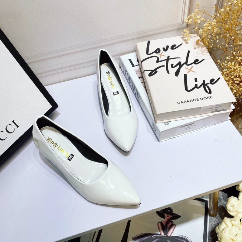 Bán sie giày cao gót công sở da bóng gót dẹt 5p chắc chắn