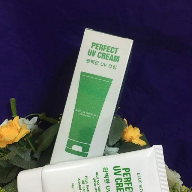 Kem chống nắng HC Blue Sky. Không xịn Shop đền gấp 10.