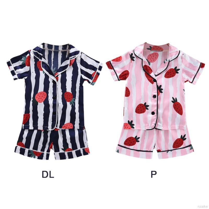 Bộ Đồ Ngủ Pijama Ngắn Tay In Hình Dâu Tây Đáng Yêu Cho Bé