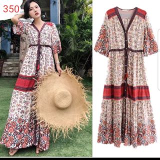 Váy thổ cẩm