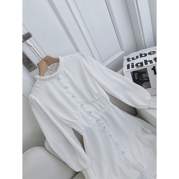 ĐẦM TRẮNG TRỤ BÈO NÚT HẠT TAY BO