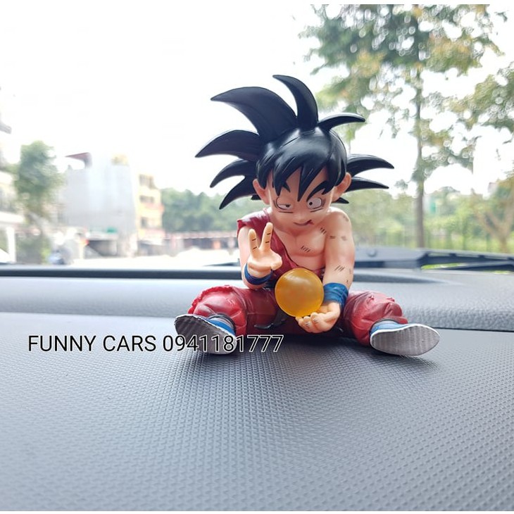 Tượng Son goku trang trí tablo ô tô