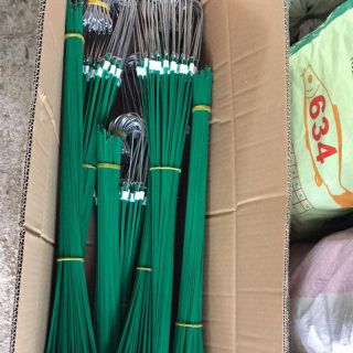 100 cái móc 70cm bọc nhựa treo chậu trồng lan