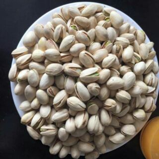 Hạt dẻ cười không tẩy 500g