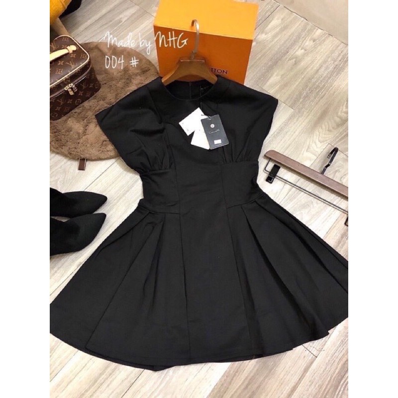 Váy thiết kế tay hến xoè li 2 màu | BigBuy360 - bigbuy360.vn