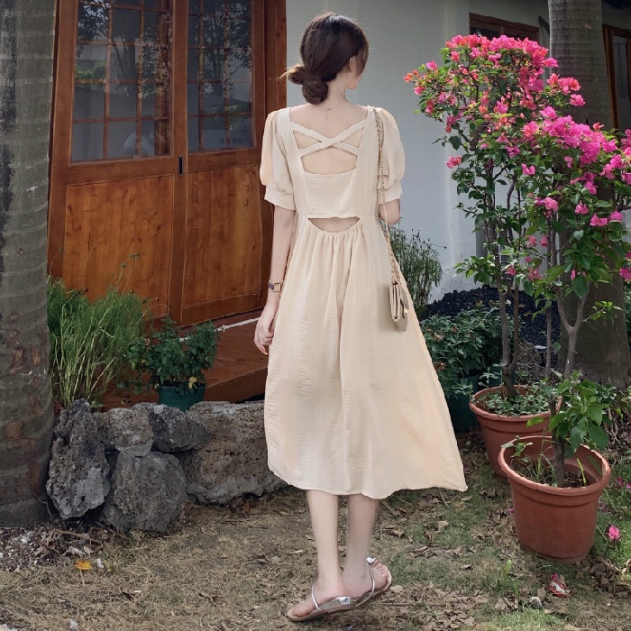 Đầm Chữ A Màu Trắng Trơn Tay Phồng Cổ Chữ V Lưng Đan Chéo Thời Trang Pháp Cho Nữ