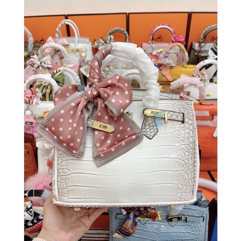 Túi Hm bạch tạng đeo chéo có quai xách sz 25( ảnh thật shop chụp)