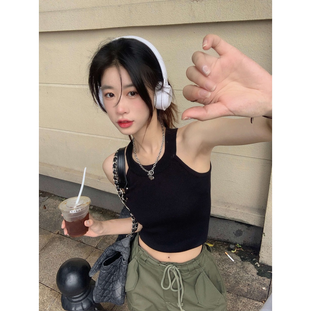 QADCOL Set Đồ Thể Thao Hai Mảnh Mùa Hè Gồm Áo Ba Lỗ Dáng Ngắn Màu Đen Ngọt Ngào Và Mát Mẻ Cho Nữ