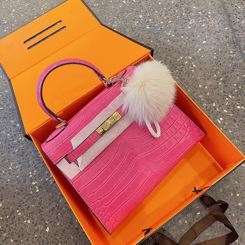 Túi xách nữ sz 21-25hàng full hộp , tặng kèm khăn lụa