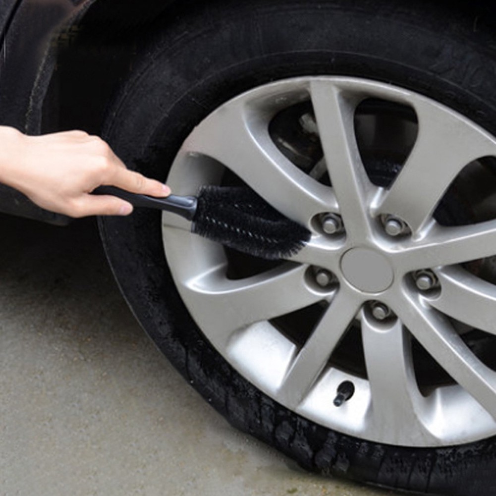 Bàn Chải Sợi PP Vệ Sinh Viền Bánh Xe Hơi Xe Tải Tiện Dụng