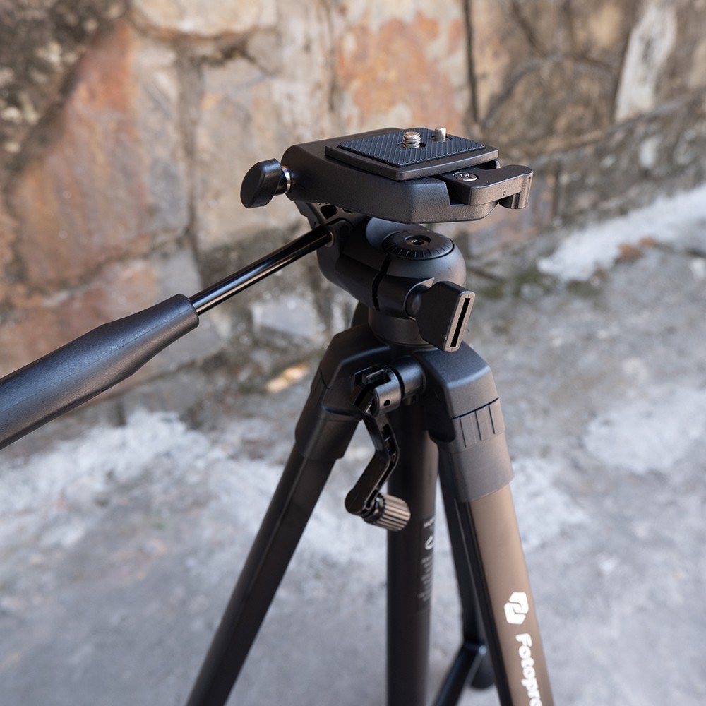 Tripod chân máy ảnh FOTOPRO DIGI-9300 tặng kèm túi đeo