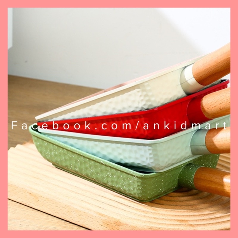 Chảo vuông mini chiên trứng có tay cầm bằng gỗ kiểu Nhật