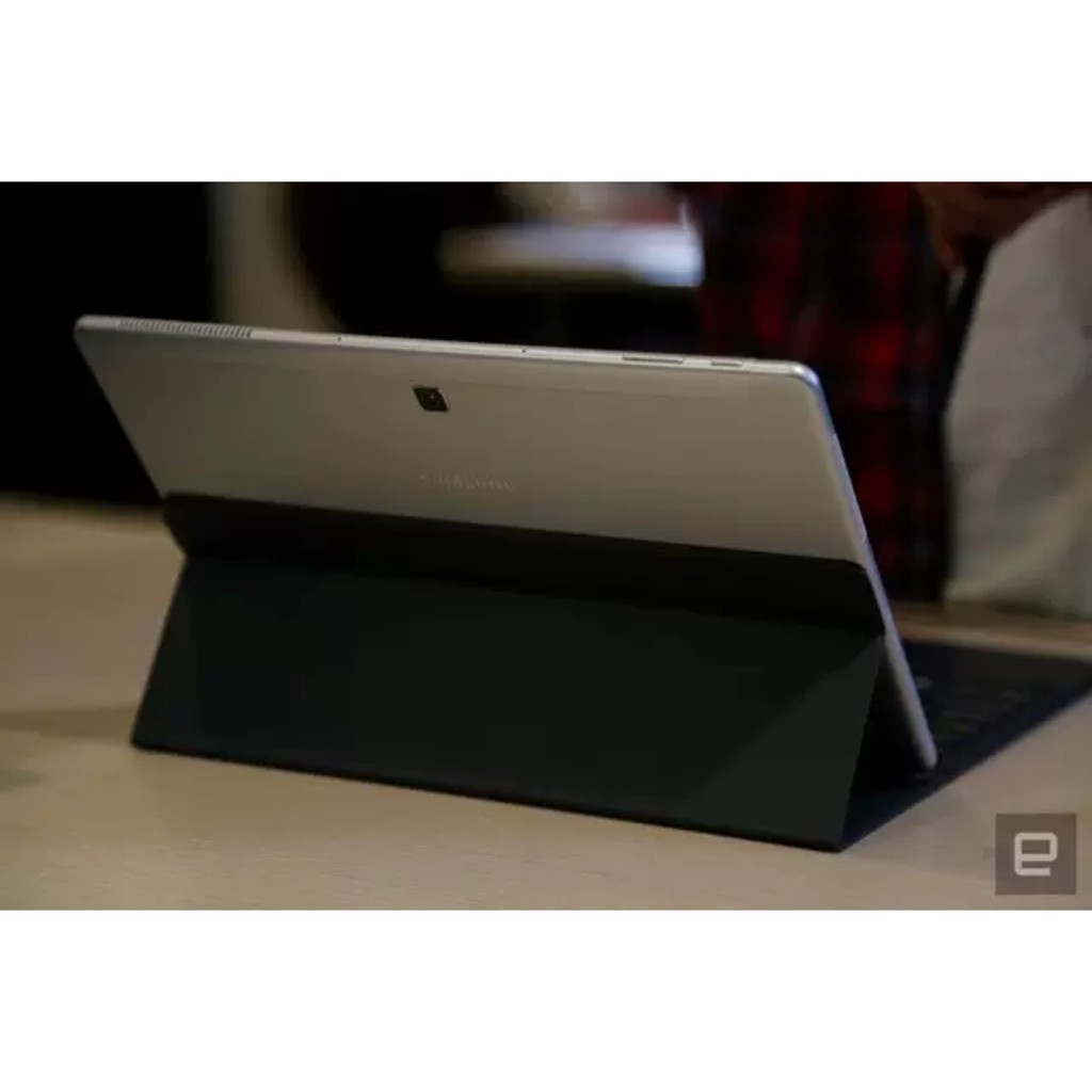 Máy tính xách tay hai trong một Samsung Galaxy Book tặng chuột quang, 2 phần mềm vip tienganh123, luyenthi123