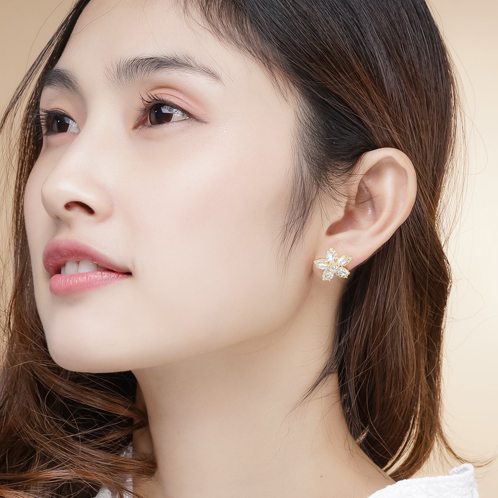 Bông tai nữ UHA mạ vàng 18K , đính kim cương nhân tạo B1149140-100