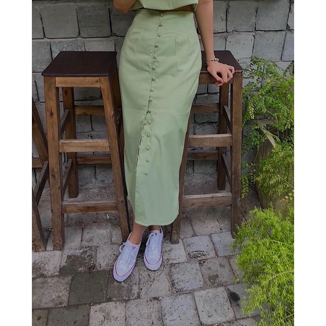 LILLIE | Set váy 2 dây nút bọc