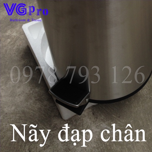 Thùng Rác Đạp Chân Inox 8 Lít Loại Nhỏ Sử Dụng Trong Phòng Chất Liệu Inox Lõi Xô Nhựa Có Quai Xách Cung Cấp Bởi VGpro