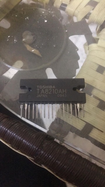 IC Âm thanh Toshiba TA8210AH vàng xuất xứ Japan