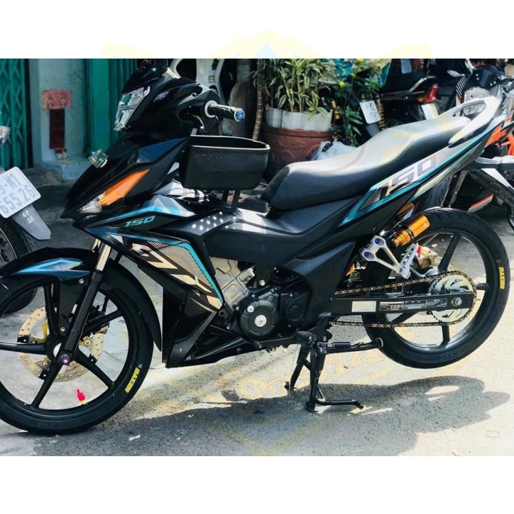 ( Quí khách vui lòng mang ra tiệm cho thợ dán ) Tem winner 150 GTR sọc xanh đen