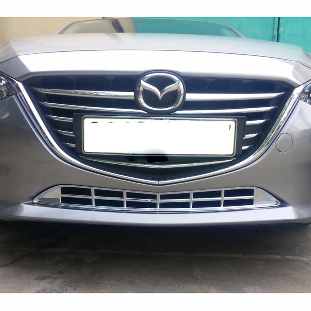 Ốp trang trí mặt Ca Lăng, Calang dưới cho xe Mazda 3 2015-2020