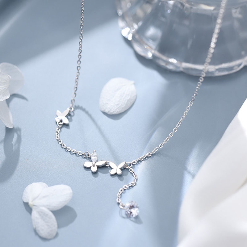 Vòng cổ Mạ Bạc Mặt Bướm Đính Đá Pha Lê Nhã Nhặn
