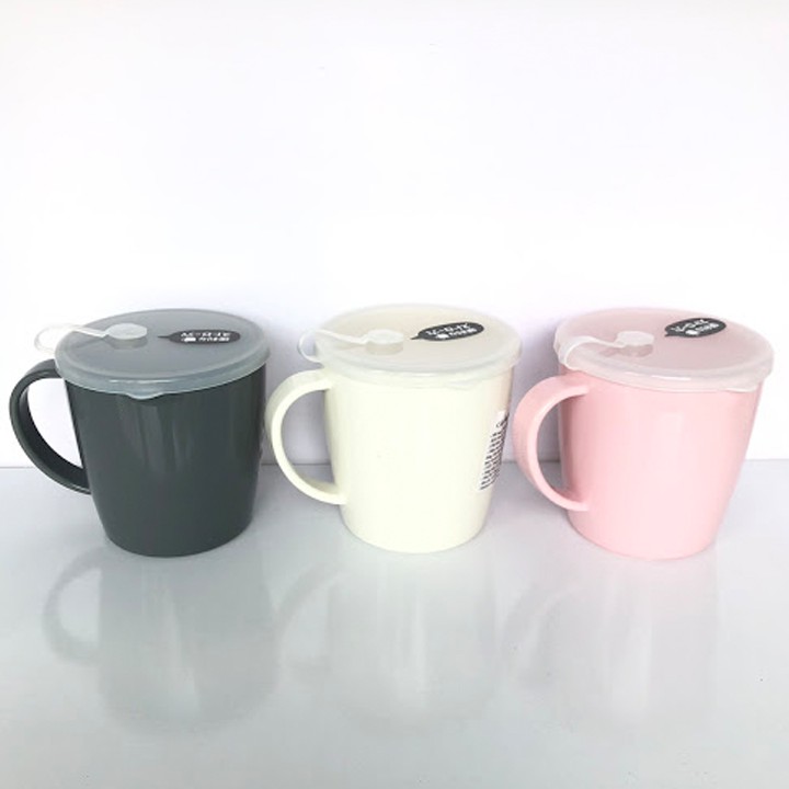 Cốc uống nước có lỗ cắm ống hút 300ml sản xuất Nhật Bản Nhựa cao cấp, an  toàn | Shopee Việt Nam