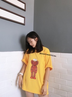 T-shirt KAWS 2019