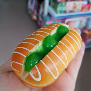 SQUISHY BÁNH KẸP VÀ BÁNH KEM