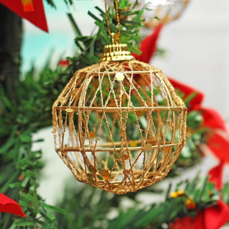 Bộ 6 trái châu vàng trang trí cây thông noel trong dịp lễ Giáng Sinh
