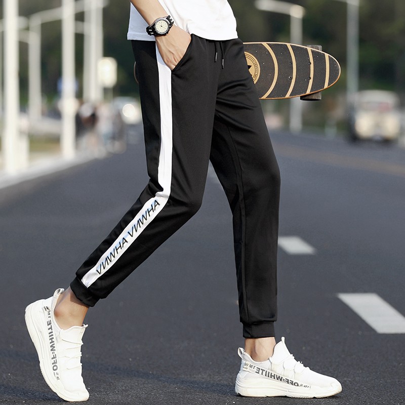 Quần Jogger Nam Phối Sọc Trắng Lớn