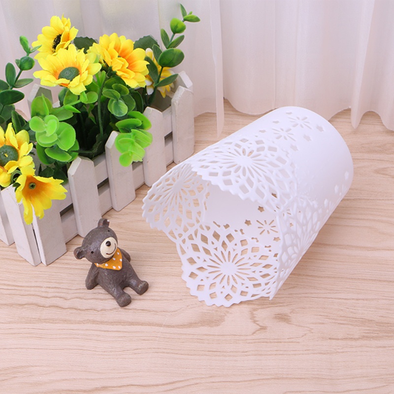 Giá Đỡ Cọ Vẽ Hình Bông Hoa Thiết Kế Đục Lỗ Độc Đáo Tiện Dụng