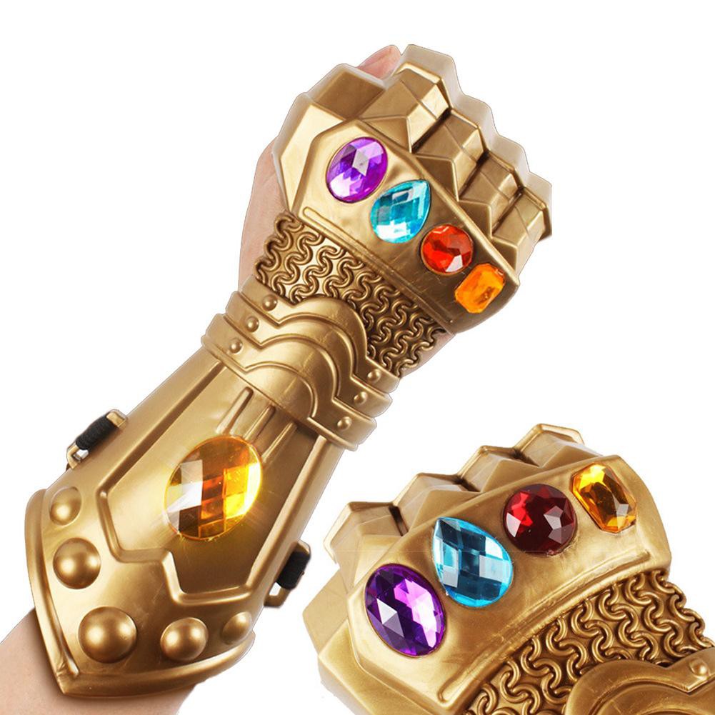 Găng tay vô cực hóa trang nhân vật thanos phim Avengers