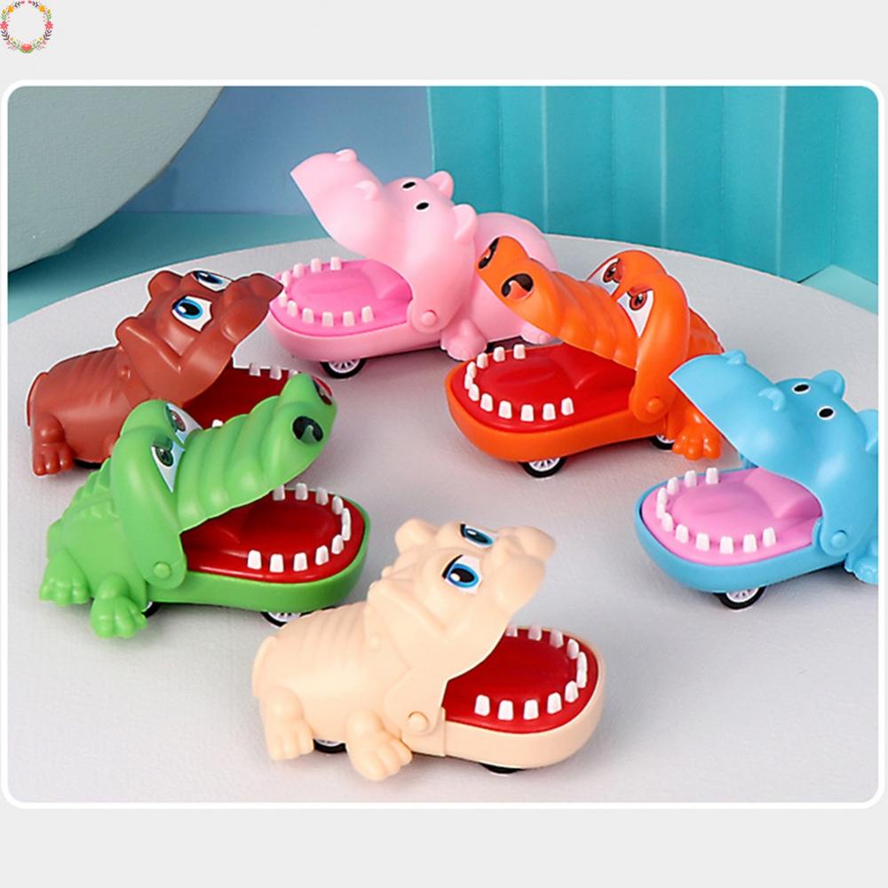 Đồ Chơi Mô Hình Cá Mập / Cá Sấu / Chó Cắn Tay Mini Chống Cắn Sáng Tạo