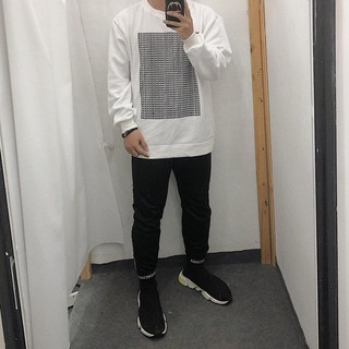 Áo sweater In chữ nhiều