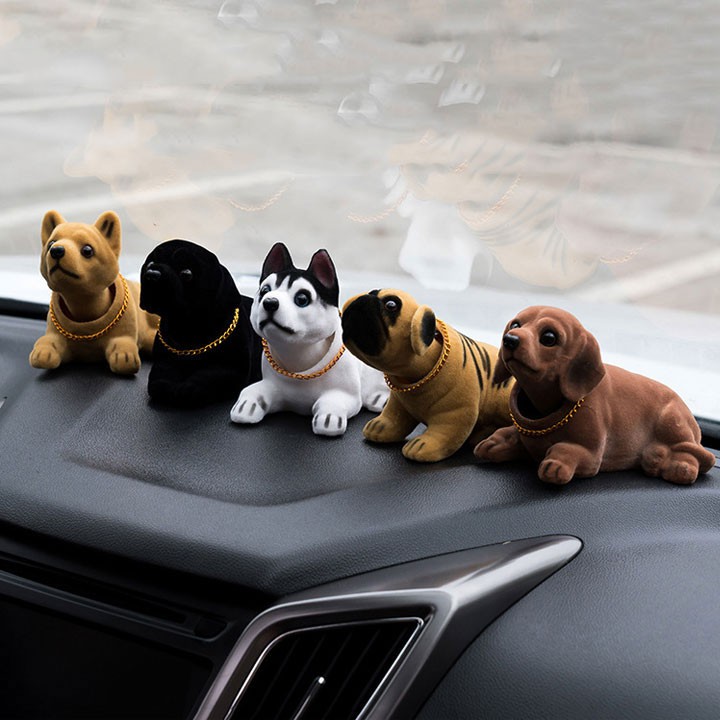 Chó gật gù trang trí xe hơi OT1
