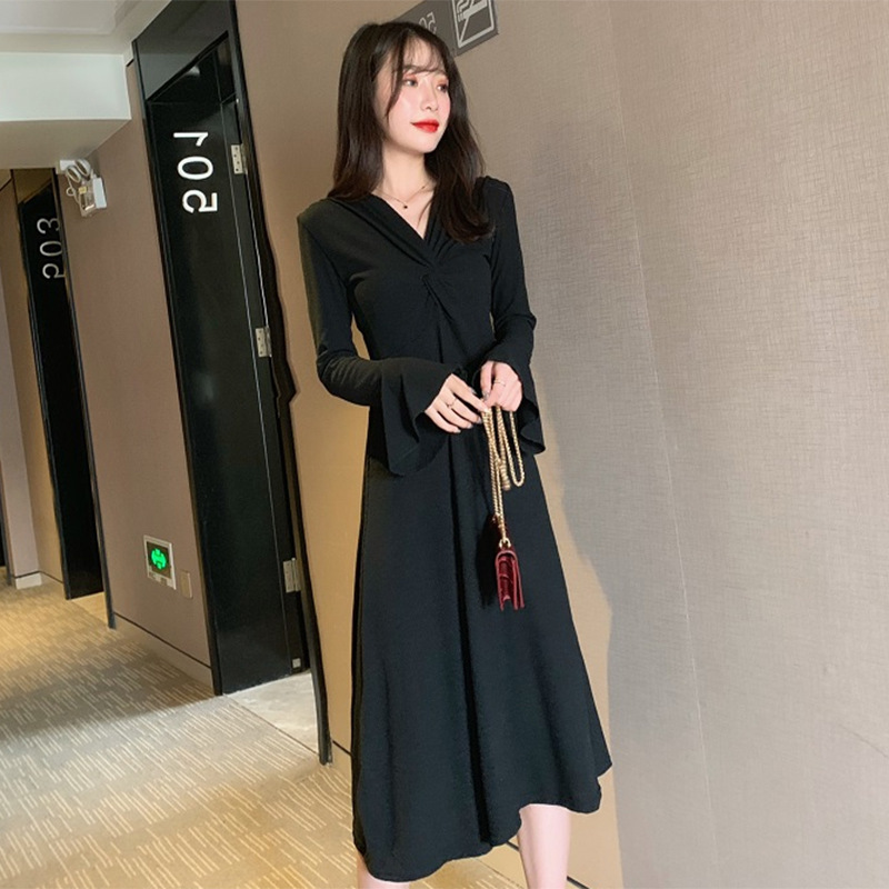 Đầm ôm Tay Dài Kiểu Dáng Retro Thời Trang Cá Tính
