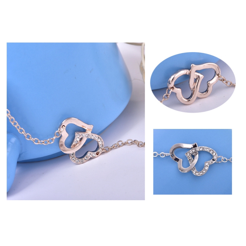 Vòng tay mặt trái tim đính đá phong cách Hàn Quốc