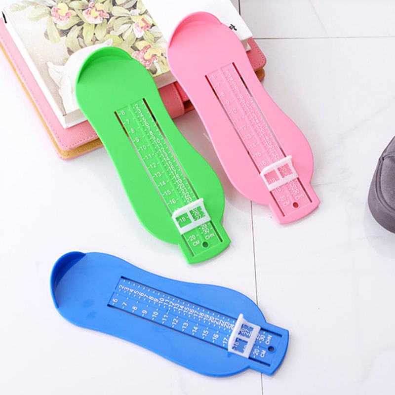 1 Thước đo kích thước bàn chân cho bé