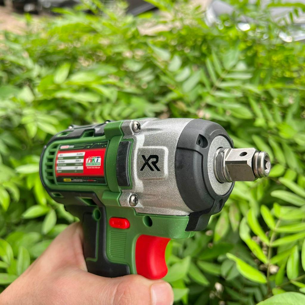 Máy siết bulong pin AKUZA B350Pro Lực Siết 350N/m 2 Pin 10 Cell không chổi than. ...